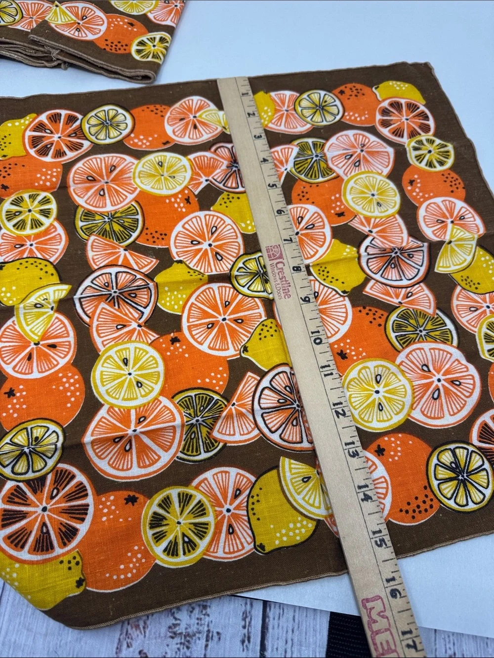 VINTAGE NAPKINS CITRUS PRINT BROWN BACKGROUND ORANGES LEMONS LOT OF 4 60S 70S